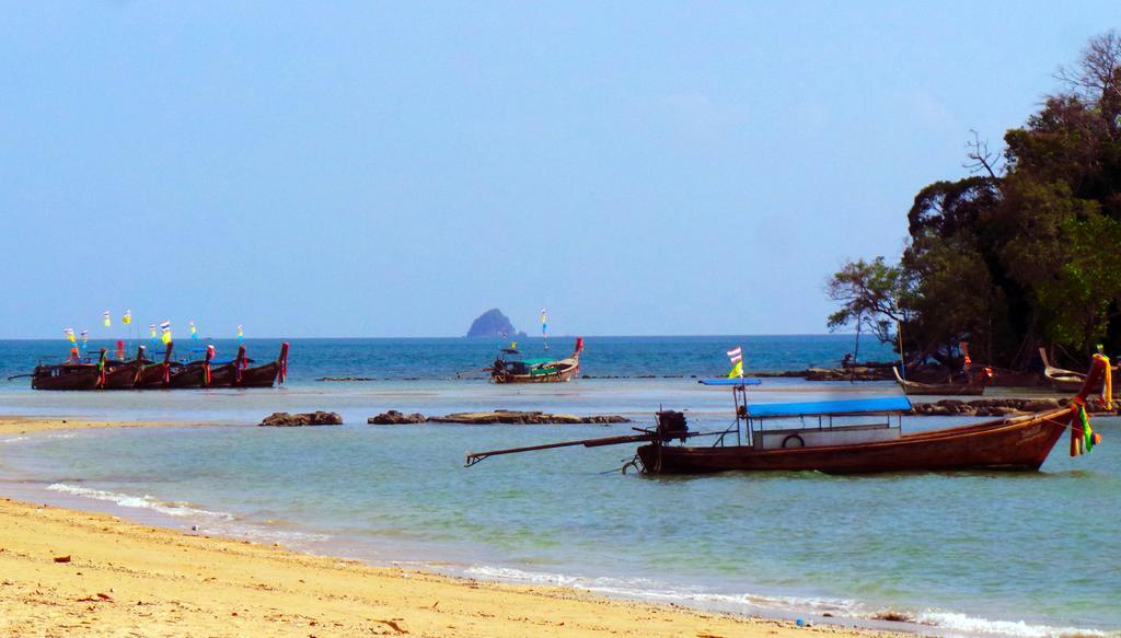 Elephants End Guesthouse Krabi Ao Nang Екстериор снимка