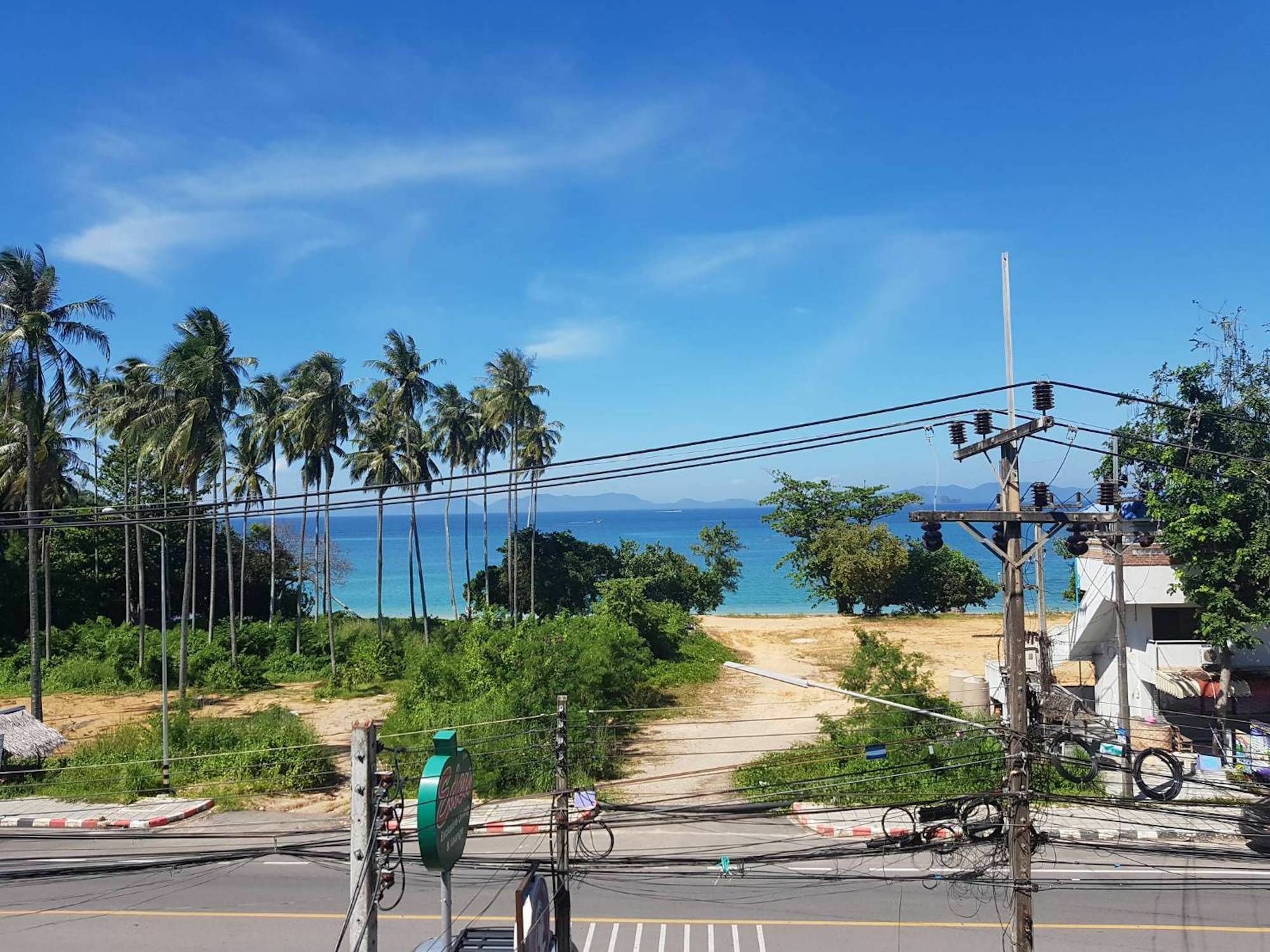 Elephants End Guesthouse Krabi Ao Nang Екстериор снимка
